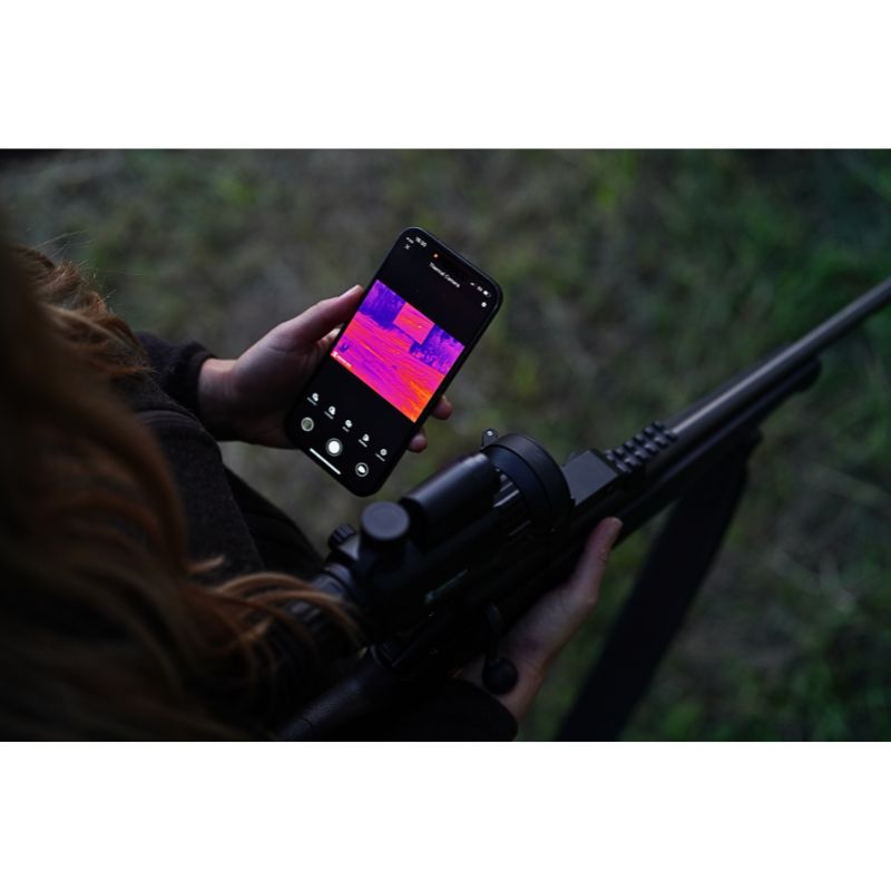 Hunter watching recording from the Hikmicro Panther 2.0 PQ35L Thermal Scope